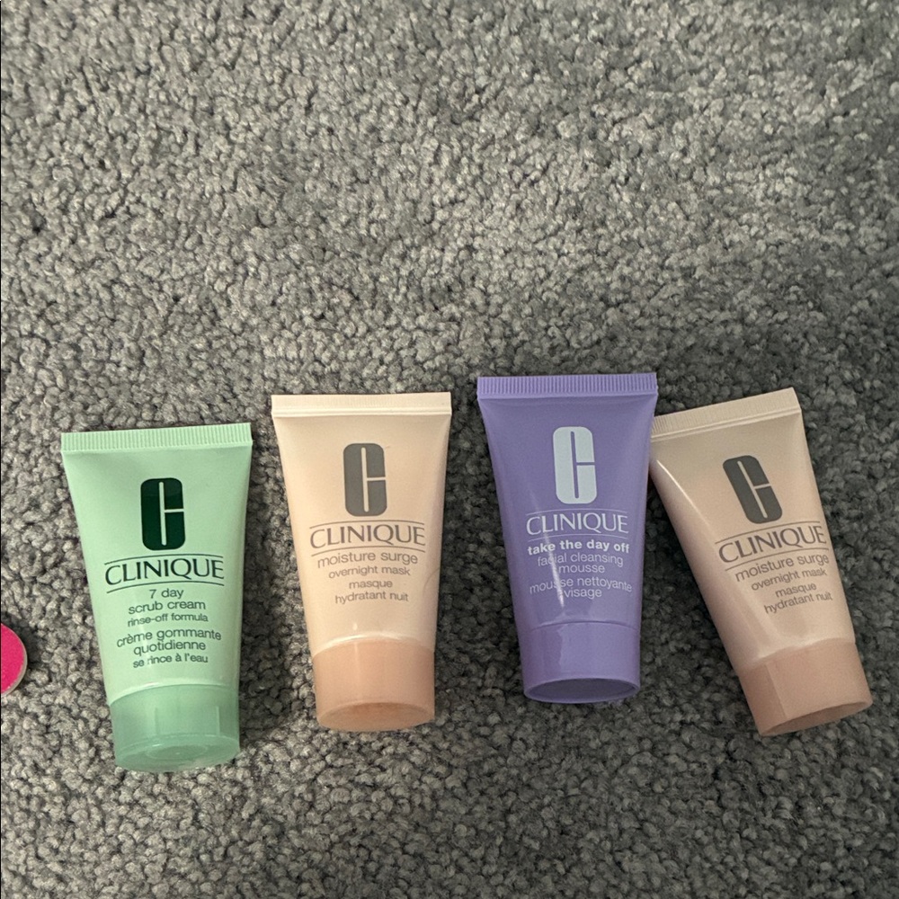 Clinique Skincare Essentials Set - Green, Peach, Purple, Beige
